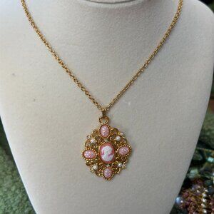 Vintage Avon Necklace Pendant Cameo Faux Pearls Gold Tone Filigree